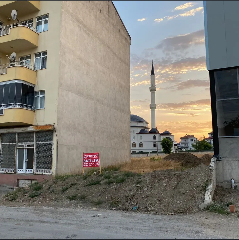 Mehmet AkifErsoy Mahallesinde Yatırımlık Arsa