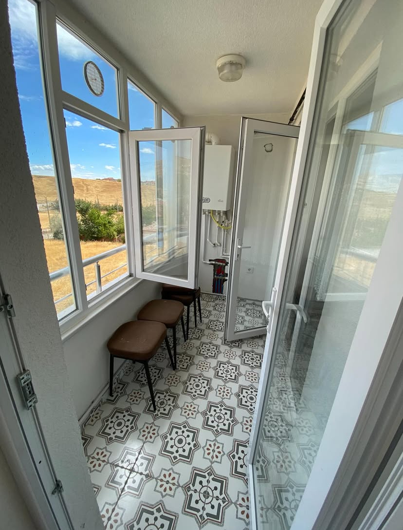 SOFULAR MAHALLESİ HAMDİ SOKAKTA   1+1 EŞYALI DAİRE