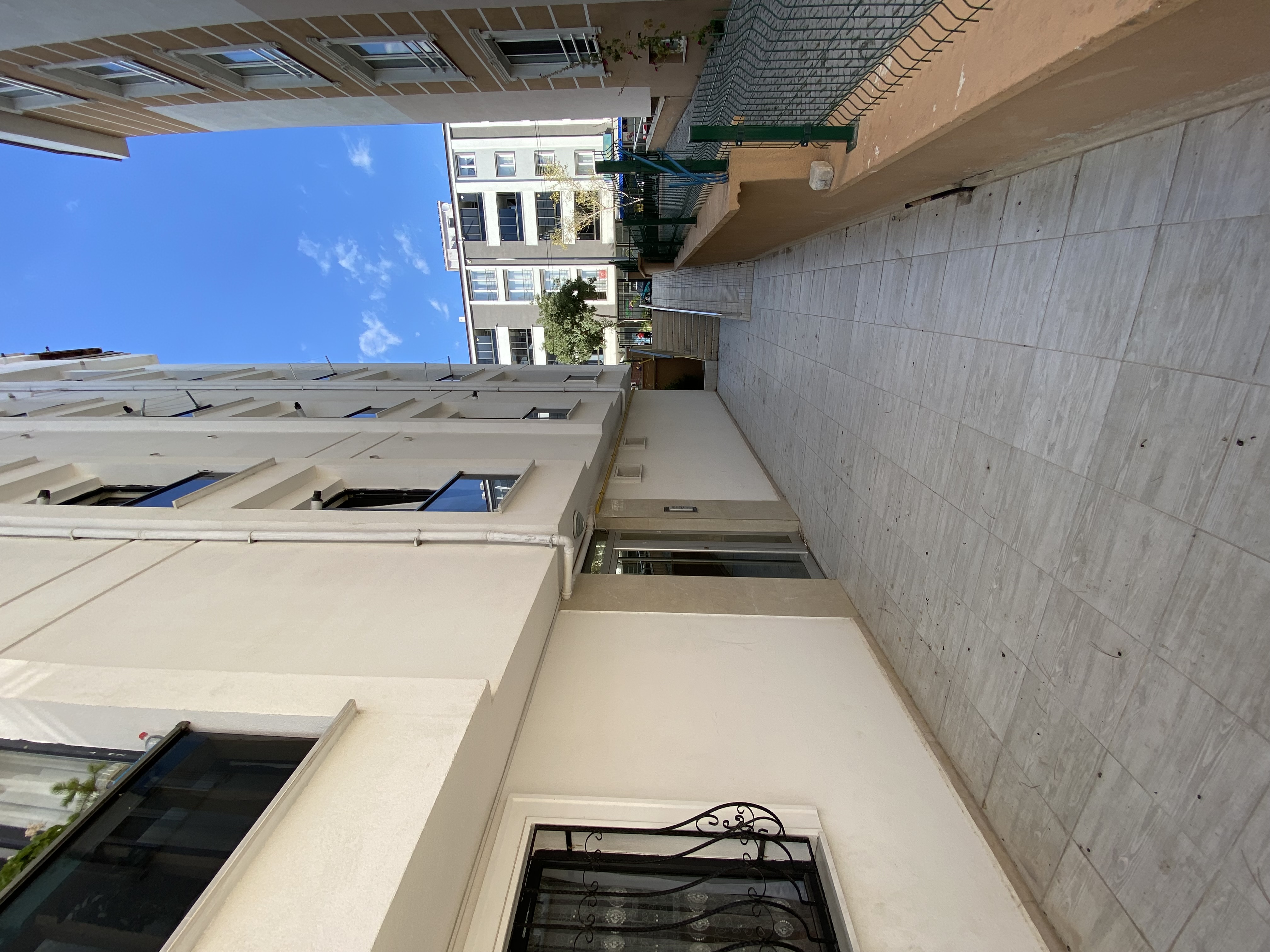 YENİ MAHALLE’DE 2+0 LÜKS DAİRE