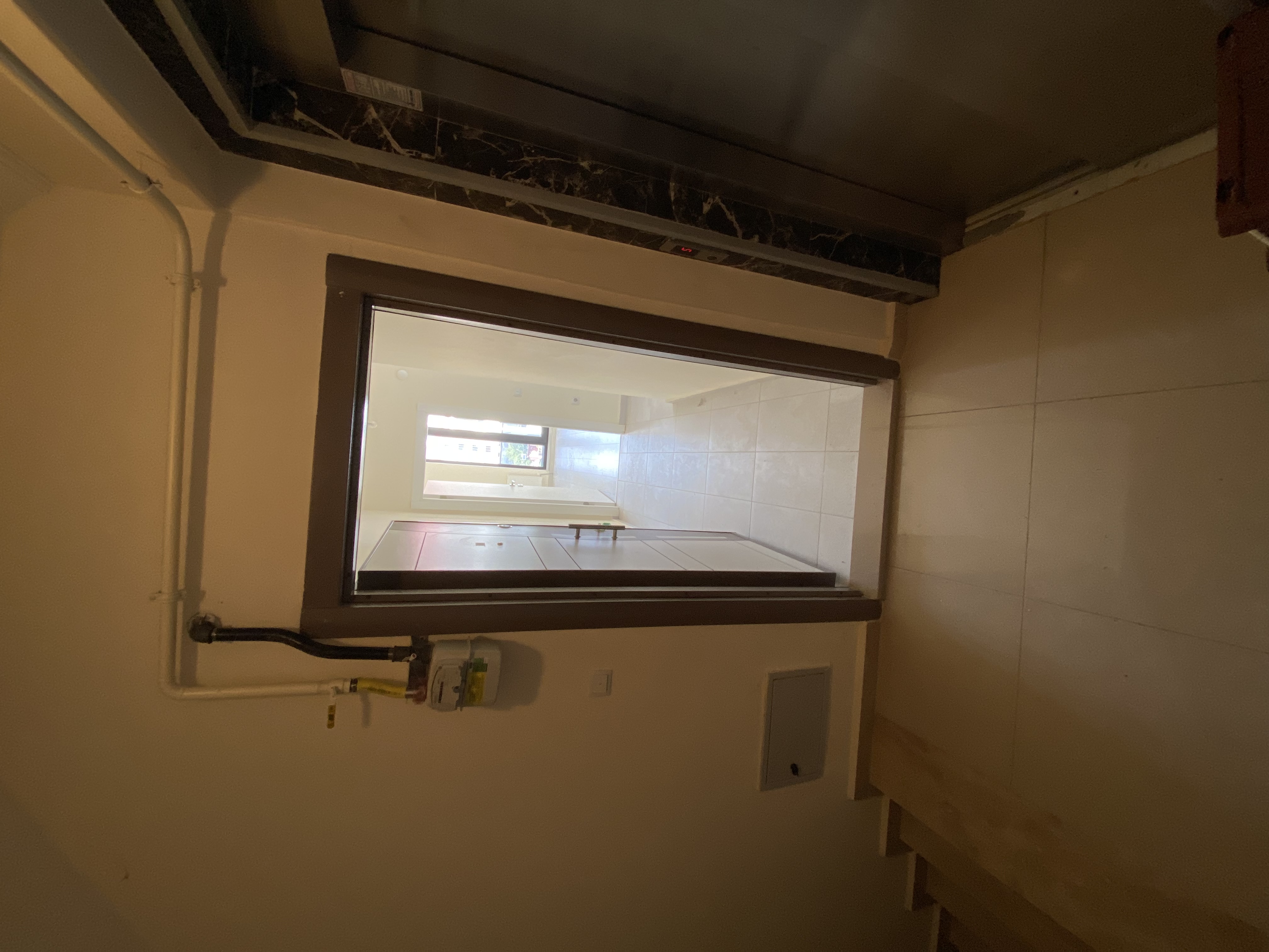 YENİ MAHALLE’DE 2+0 LÜKS DAİRE