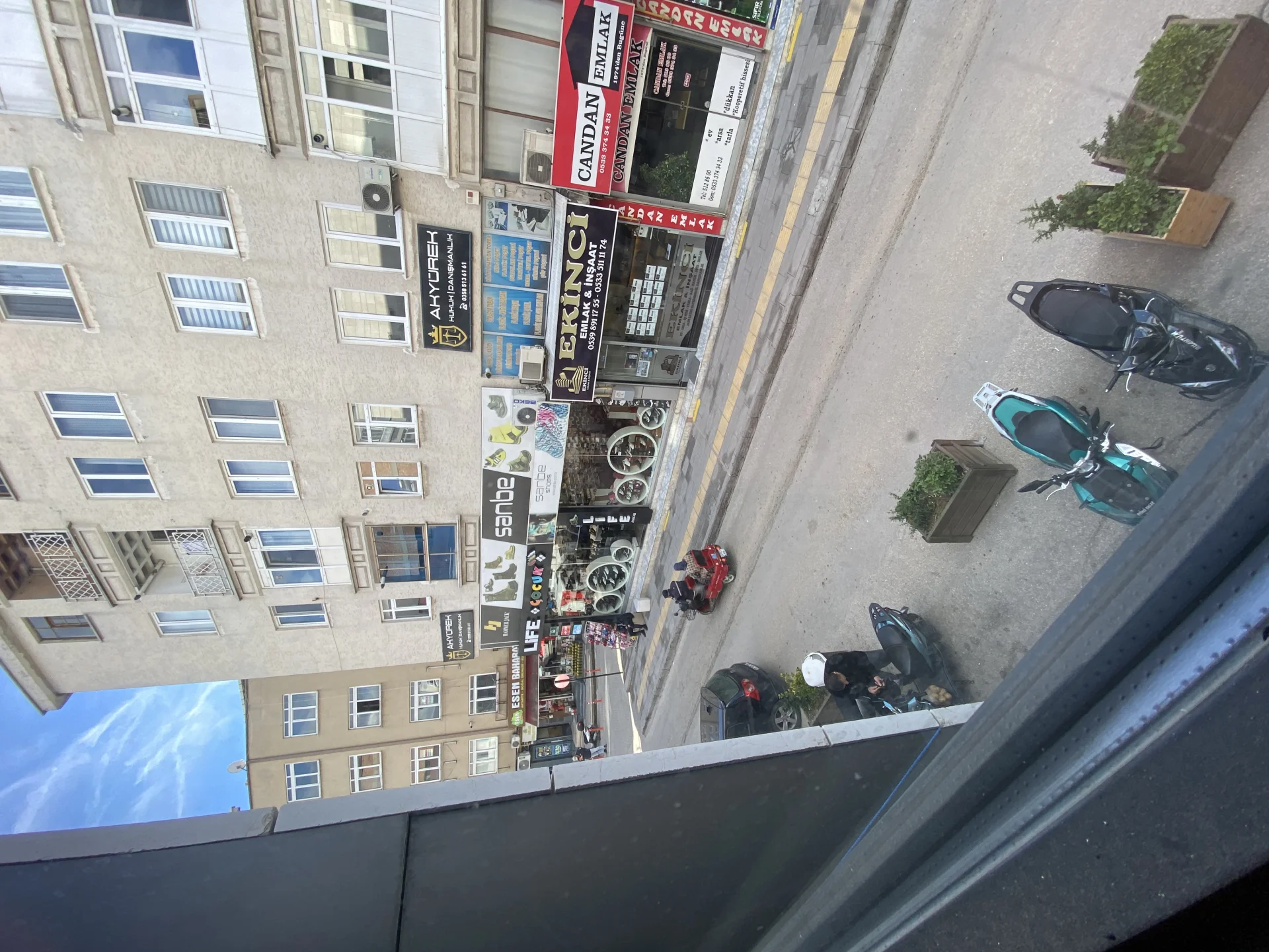 MERKEZİ KONUM’DA OFİS