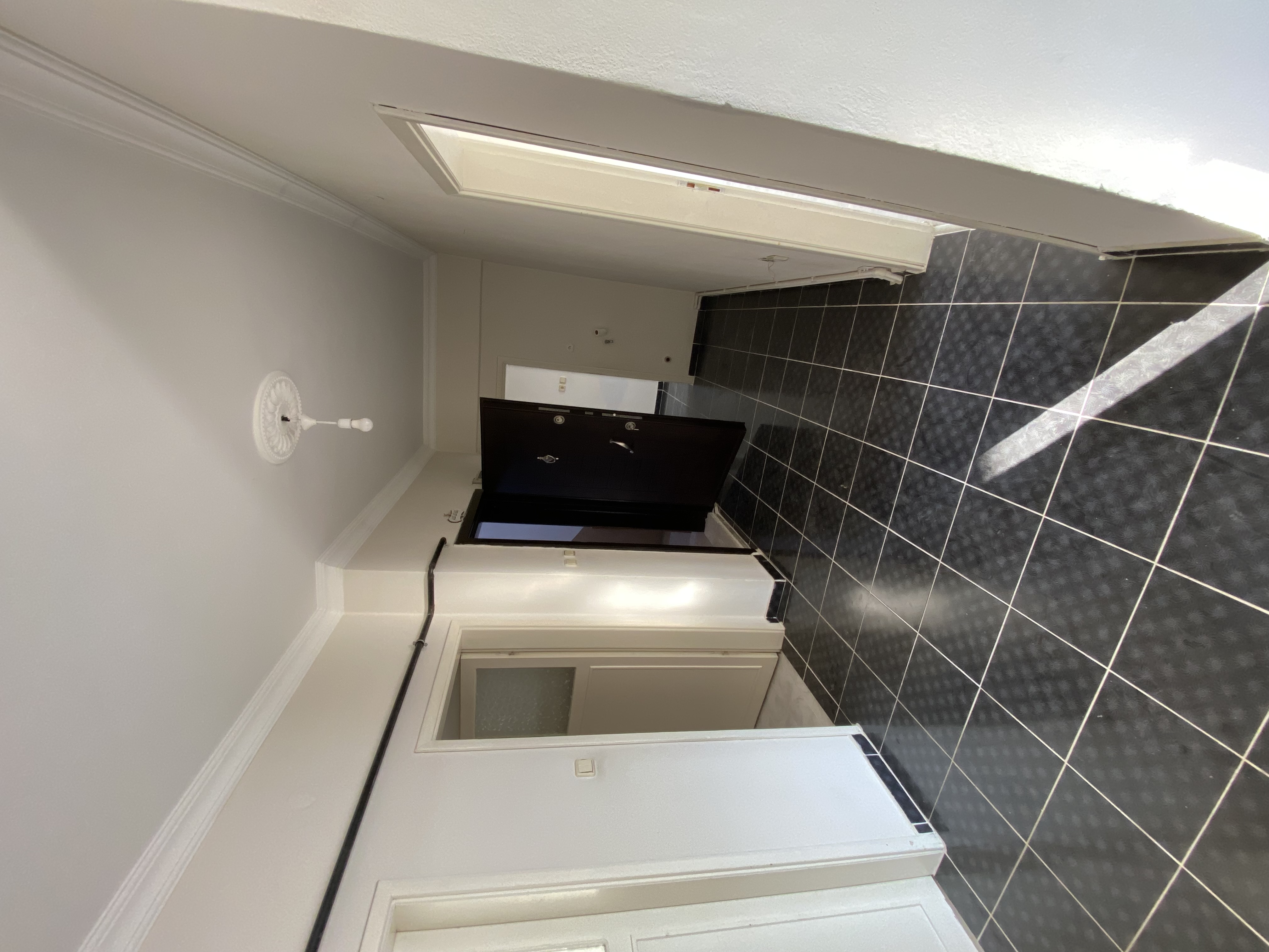 BAĞLAR BAŞI MAHALLESİ / AİLE APARTMANI