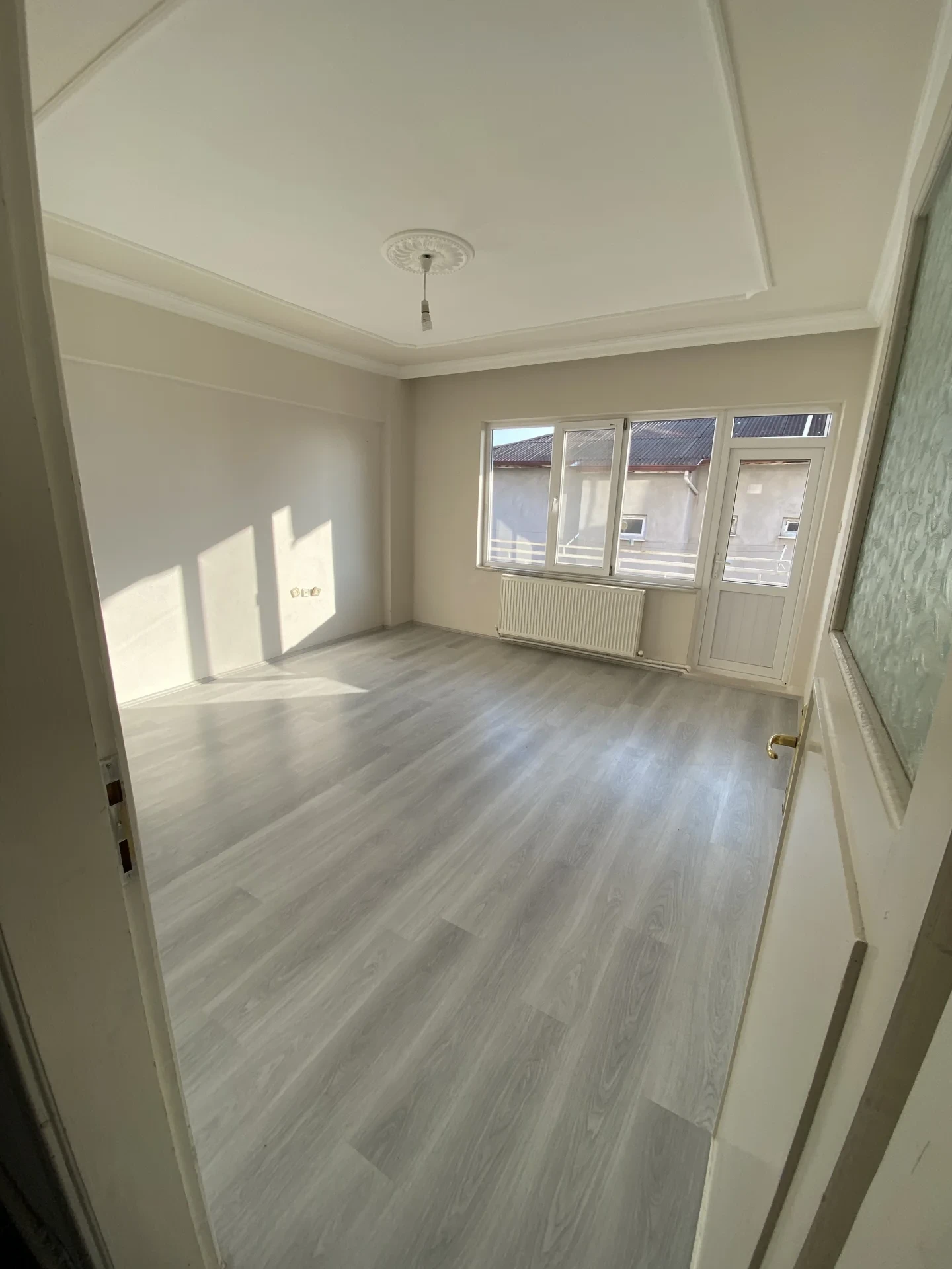 BAĞLAR BAŞI MAHALLESİ / AİLE APARTMANI