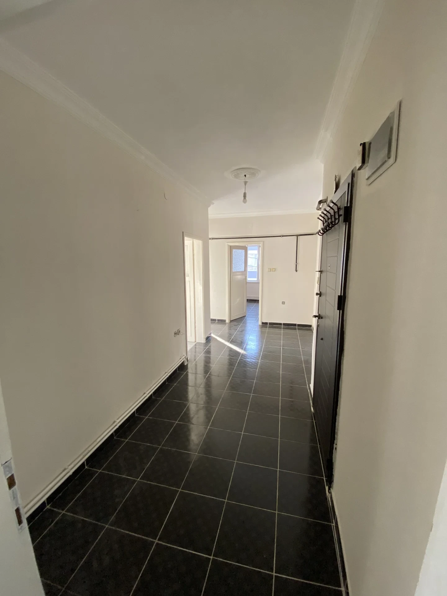 BAĞLAR BAŞI MAHALLESİ / AİLE APARTMANI