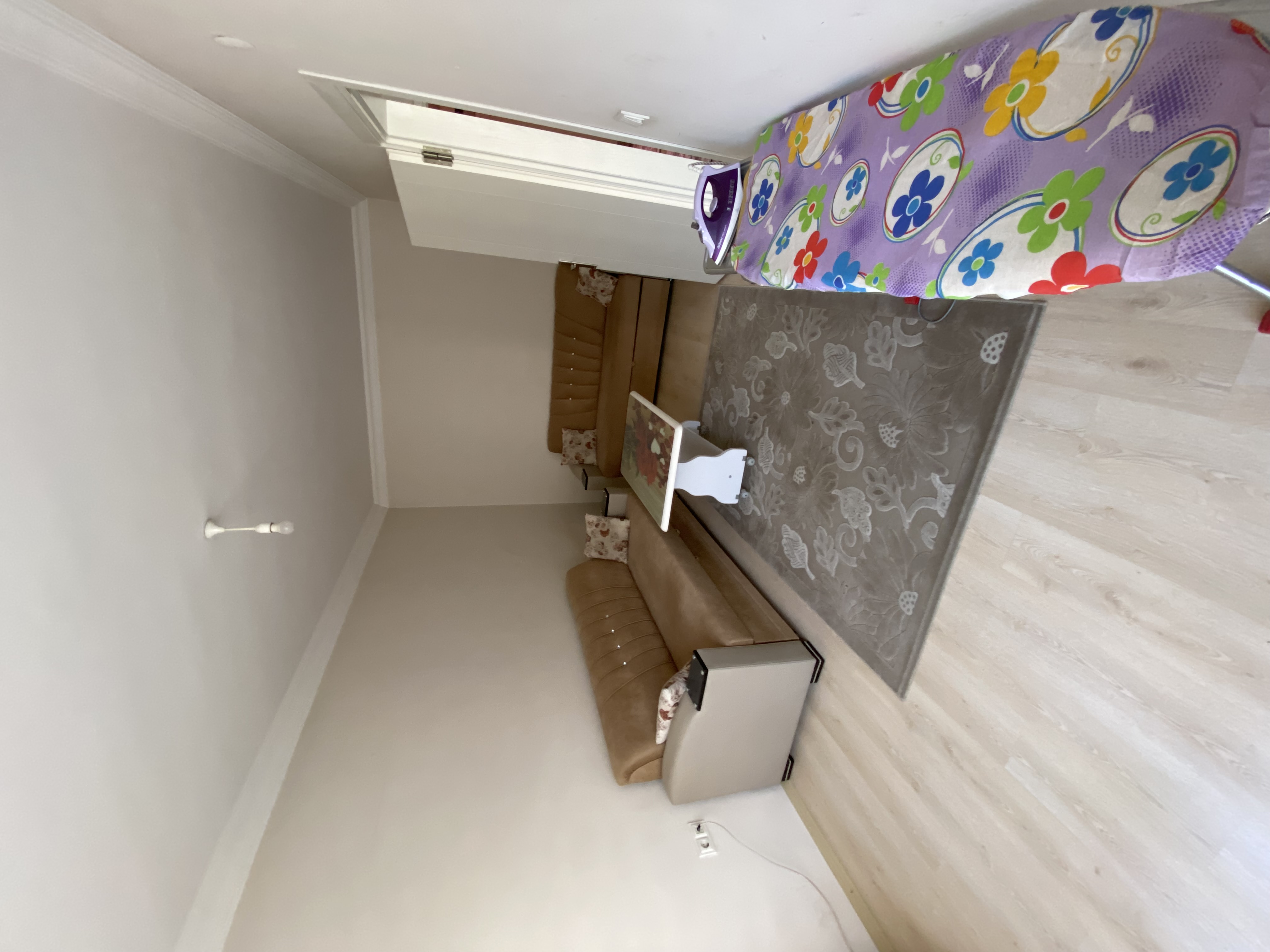 2+0   CUMHURİYET CADDESİ CAMİCEDİR SOKAK / MERZİFONUN GÖZ BENEĞÜNDE