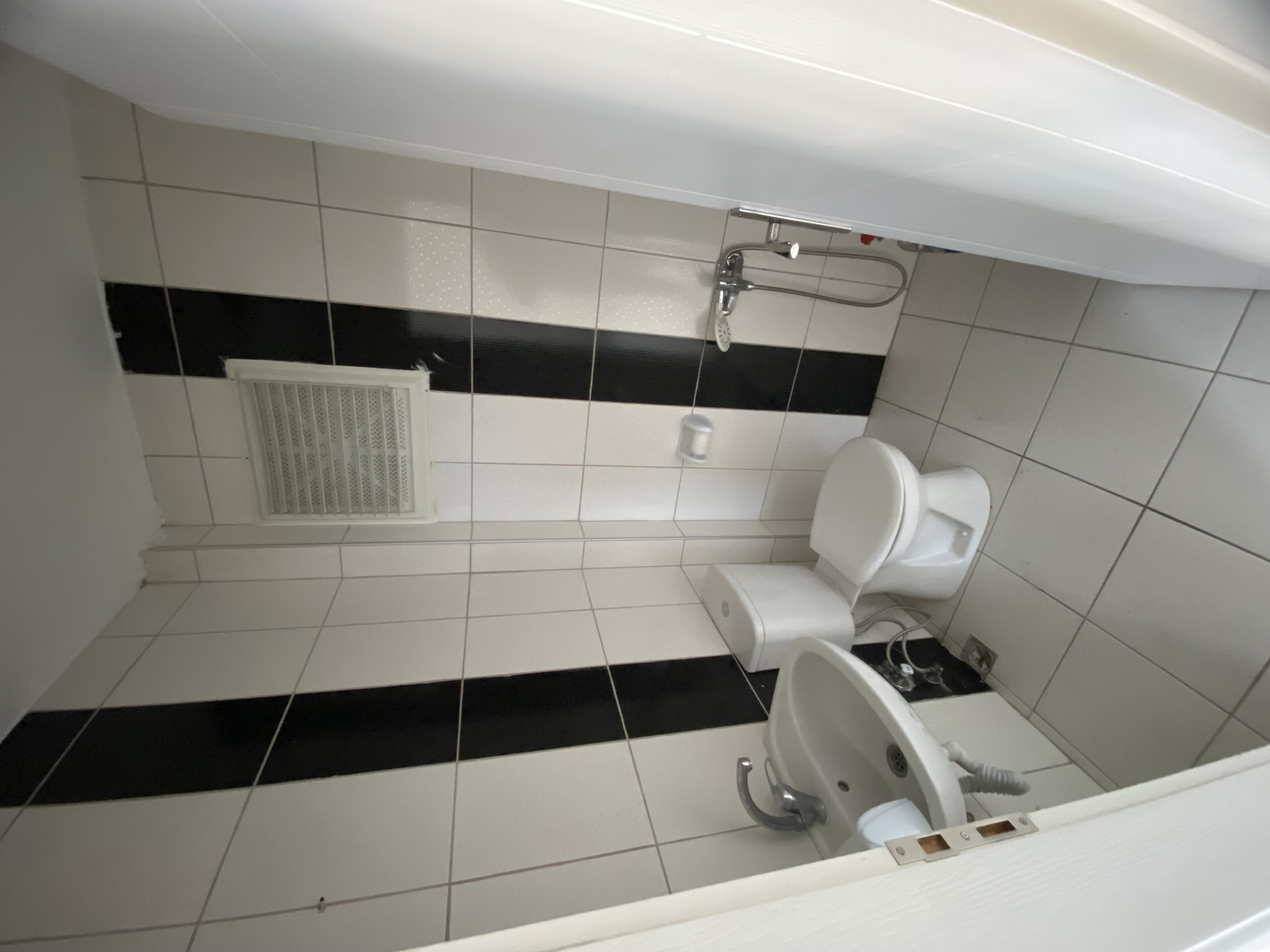 HACIHASAN MAHALLESİ HÜSEYİN EROL İŞ MERKEZİ (OFİS