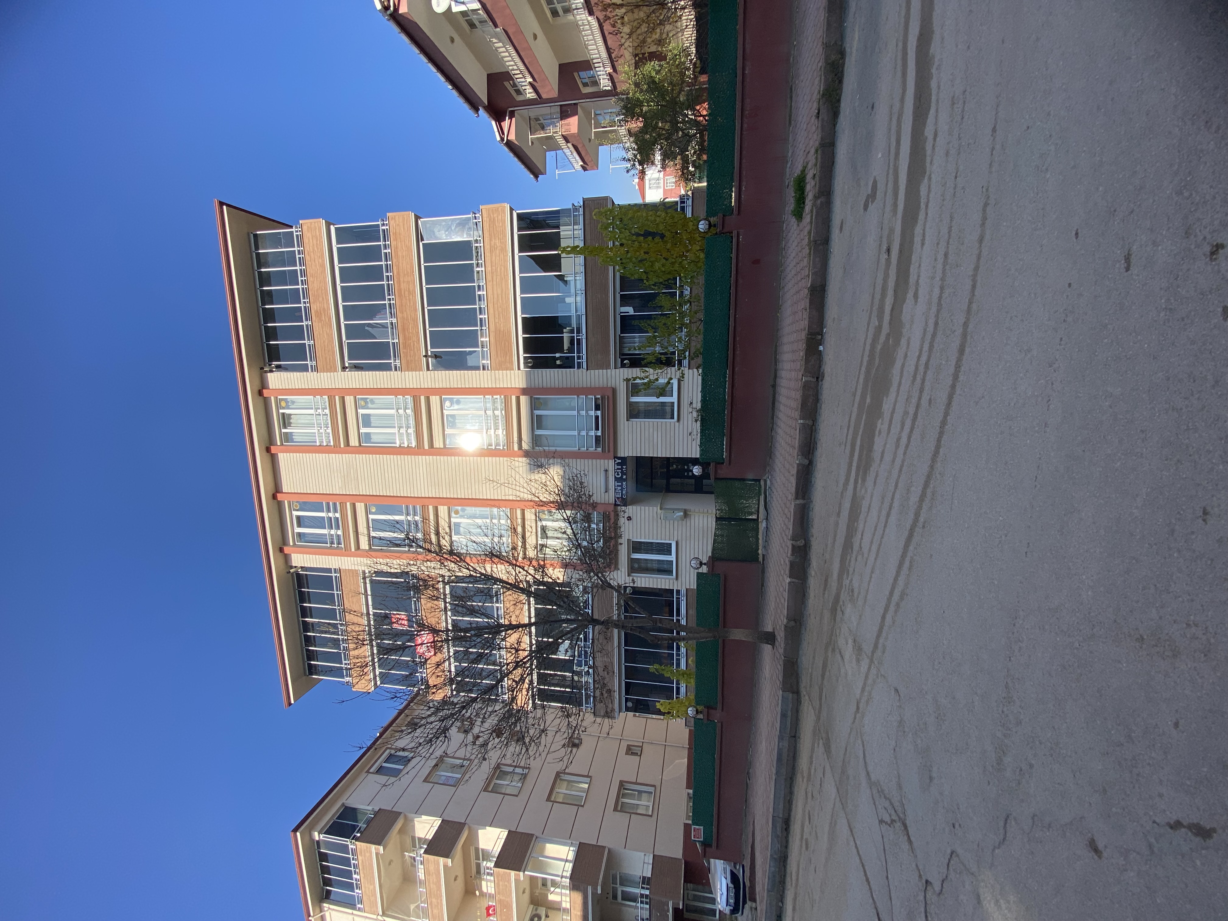 ÇARŞI MERKEZE YÜRÜME MESAFESİNDE