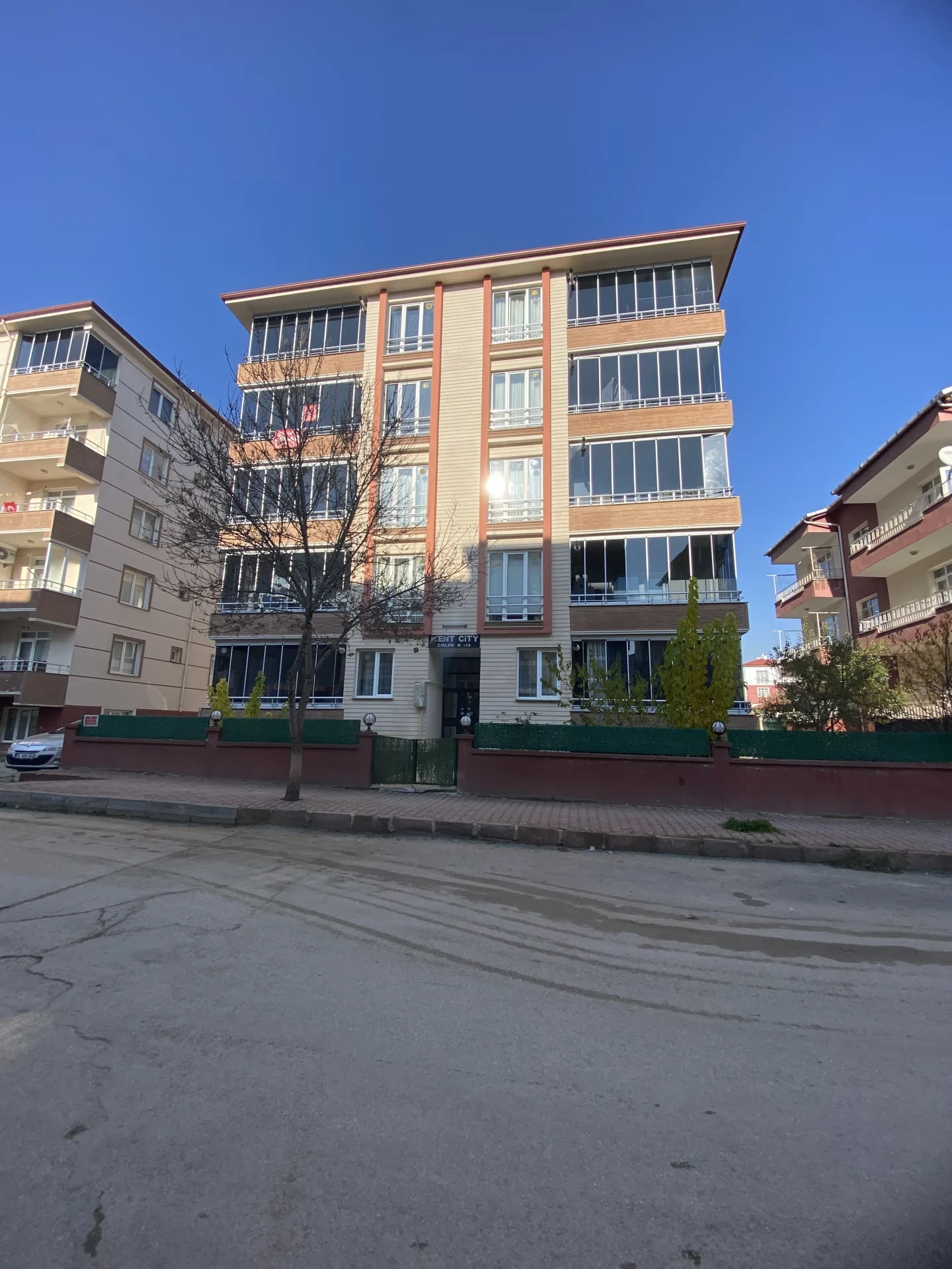 ÇARŞI MERKEZE YÜRÜME MESAFESİNDE