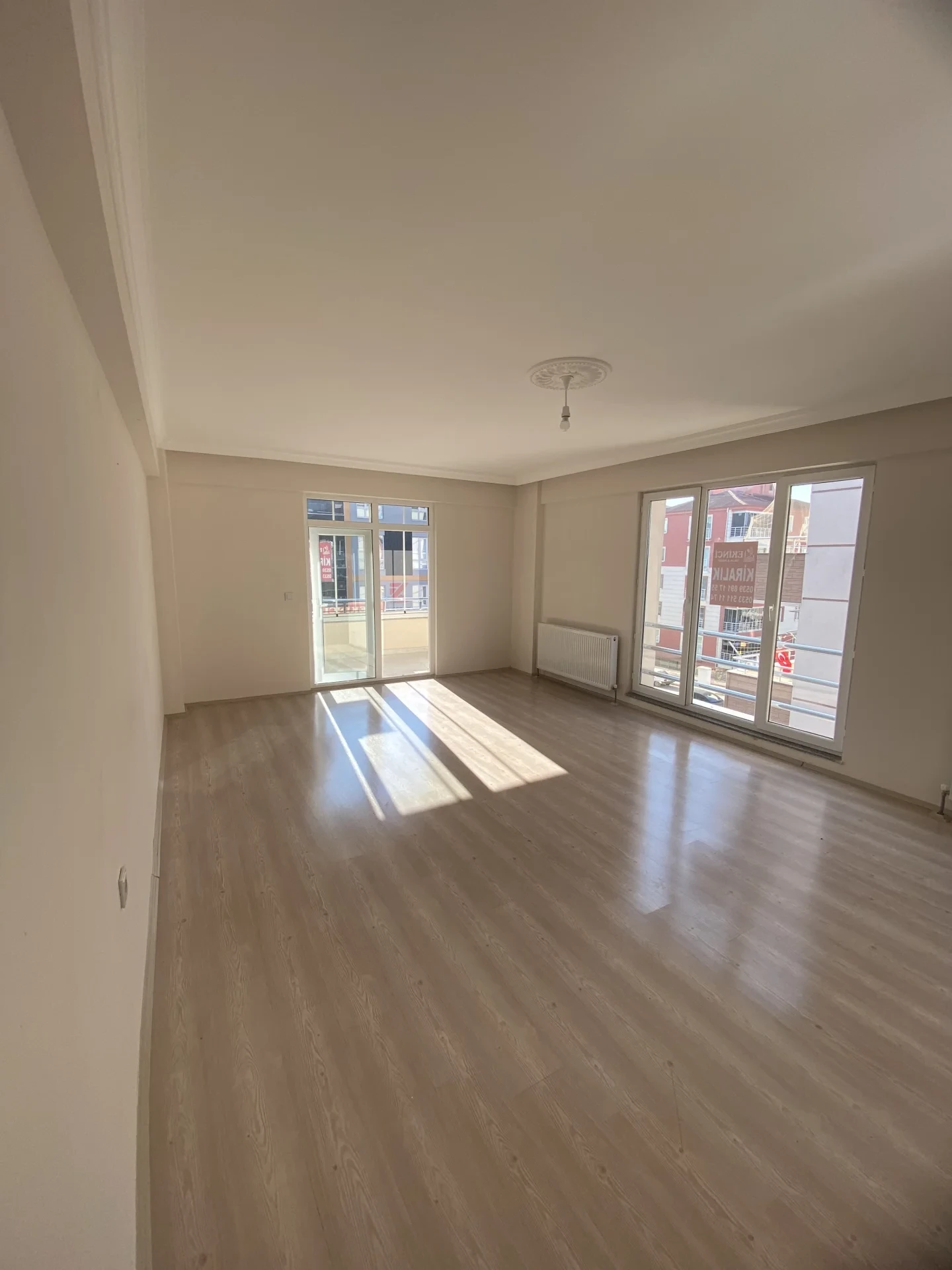 ÇARŞI MERKEZE YÜRÜME MESAFESİNDE