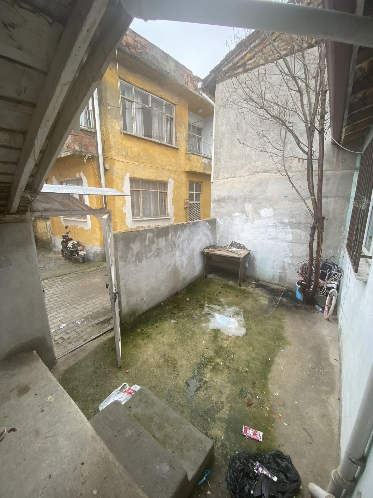 Mahsen mahalesi 3+1 beton arme müstakil ev