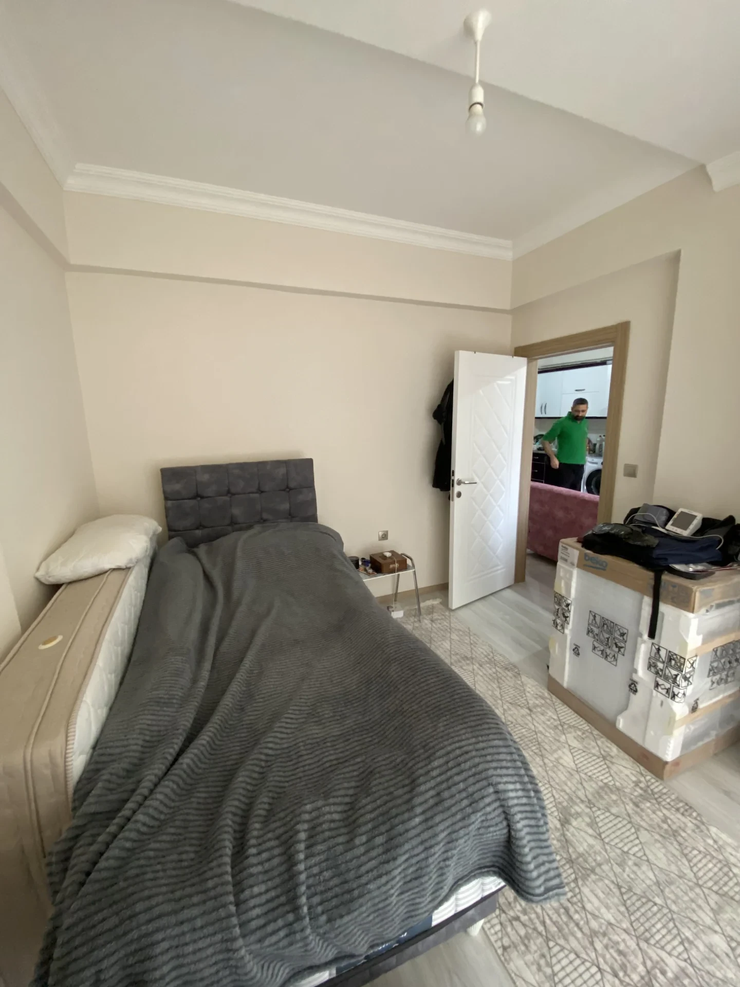 BAHÇELİEVLER MAHALLESİ HASTANE ÖNÜ YENİ 1+1