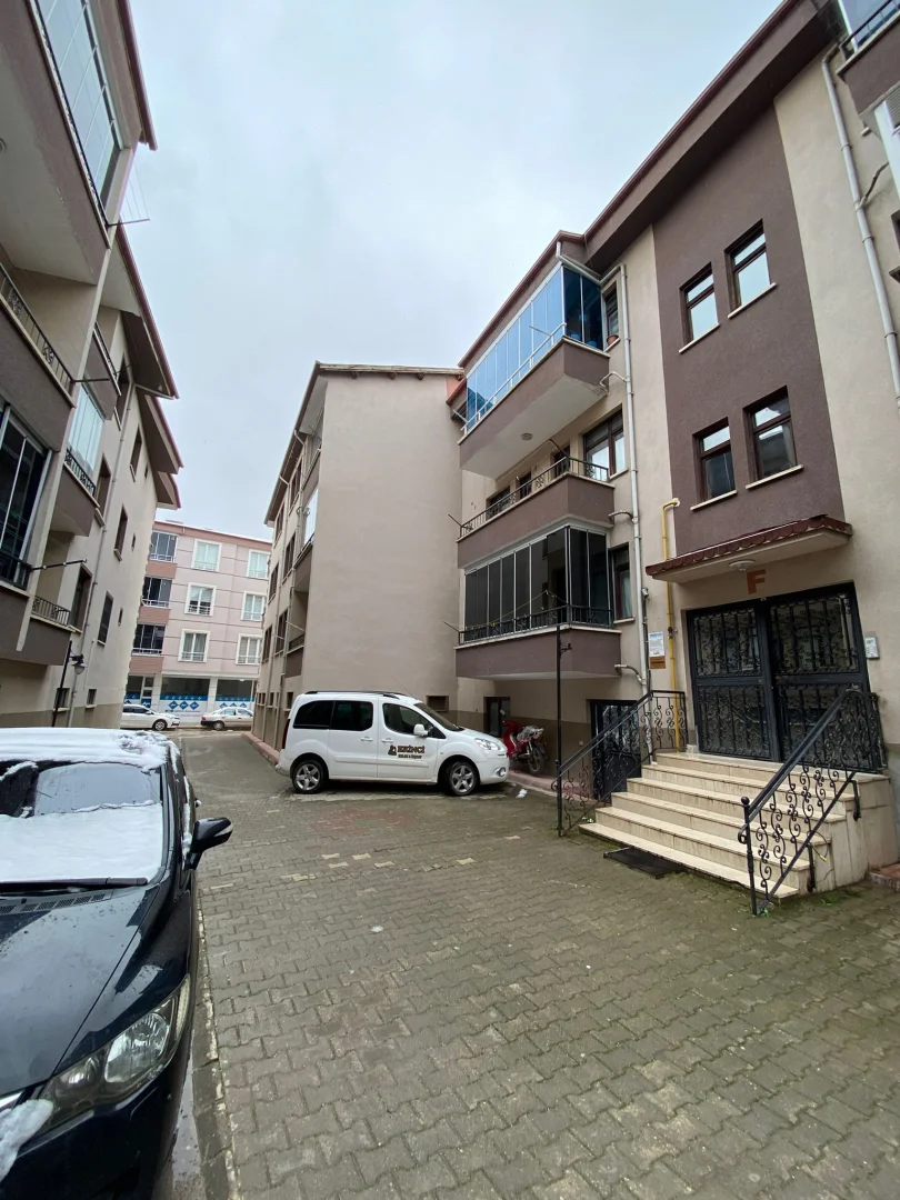 ÇARŞI MERKEZDE 2+1 DAİRE