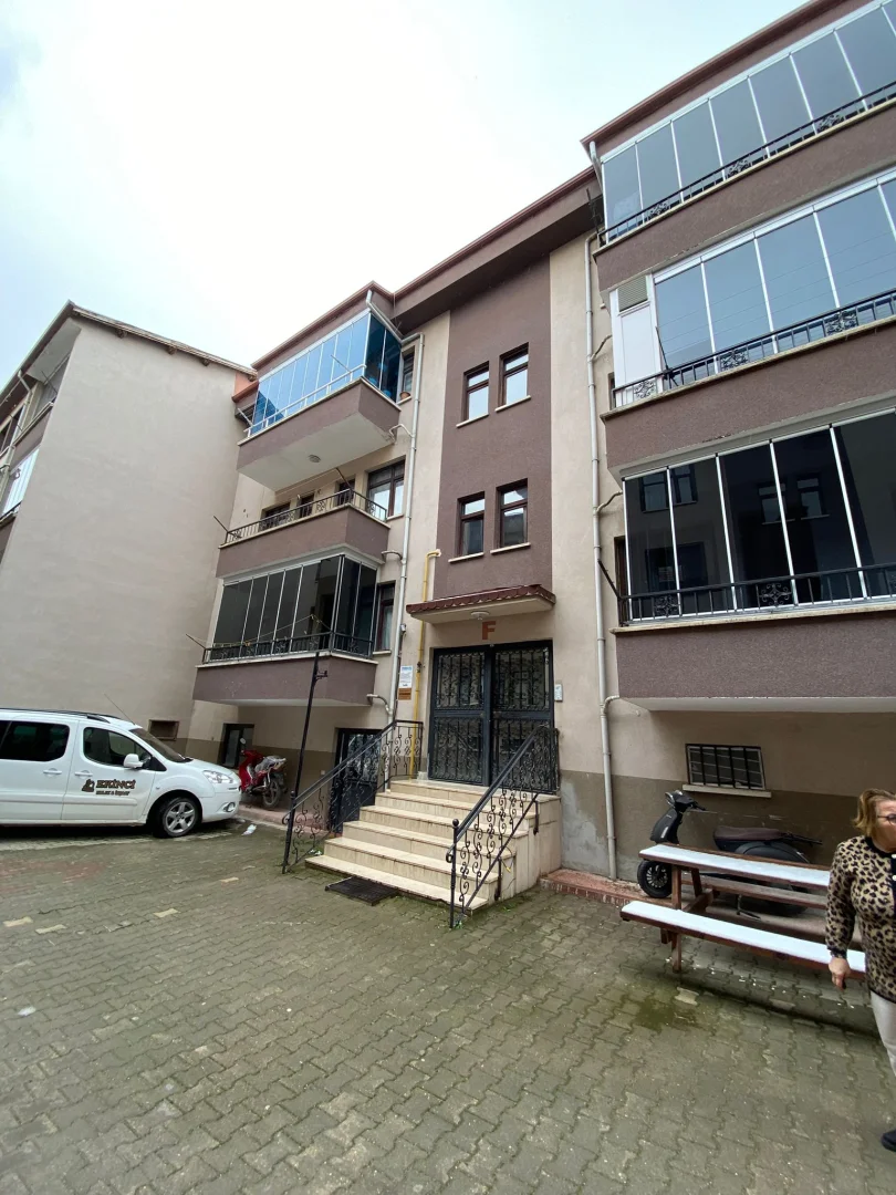 ÇARŞI MERKEZDE 2+1 DAİRE