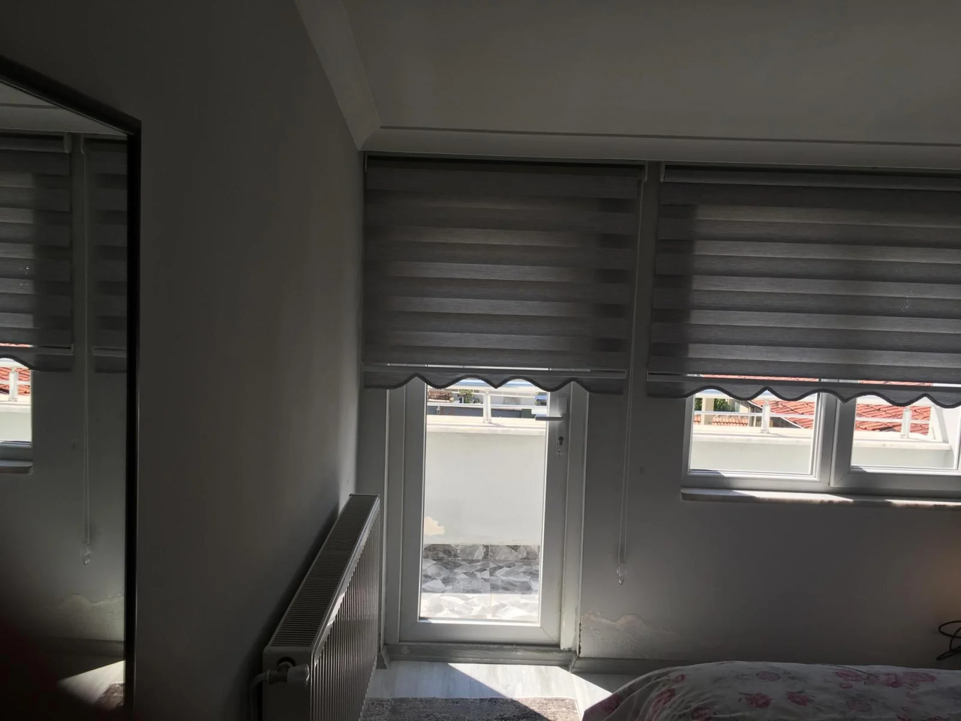 ÇARŞI MERKEZDE BELEDİYE KARŞISI 1+1 ( EŞYALI )